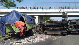 Kecelakaan Tol Cipali: Bus Hantam Truk, 4 Tewas 11 Luka
