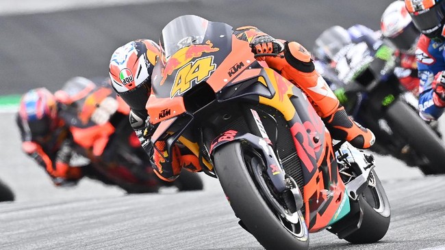 Pembalap KTM Pol Espargaro jadi yang tercepat dalam tes Misano jelang MotoGP Emilia Romagna di Sirkuit Misano, Minggu (23/9).