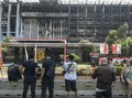 Netizen Unggah Meme Lucu Rokok di Kebakaran Kejagung