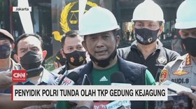 VIDEO: Penyidik Polri Tunda Olah TKP Gedung Kejagung