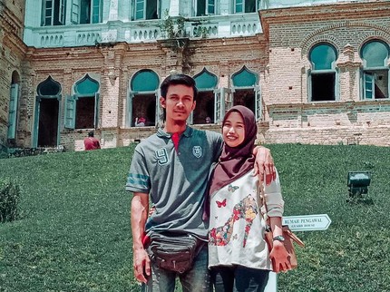 Kabar Terbaru Wanita S2 yang Dinyinyirin karena Nikahi Sopir: Makin Mesra & Sering Wisata
