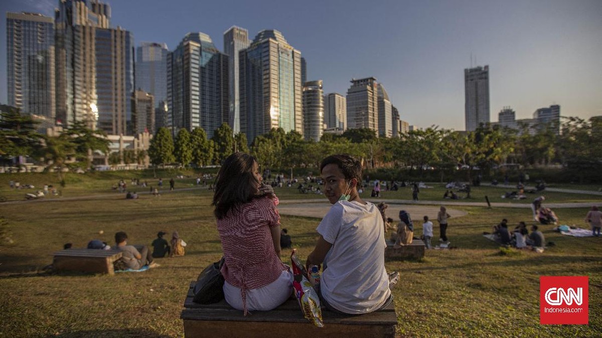 FOTO : Wisata Alternatif Hutan Kota Gelora Bung Karno