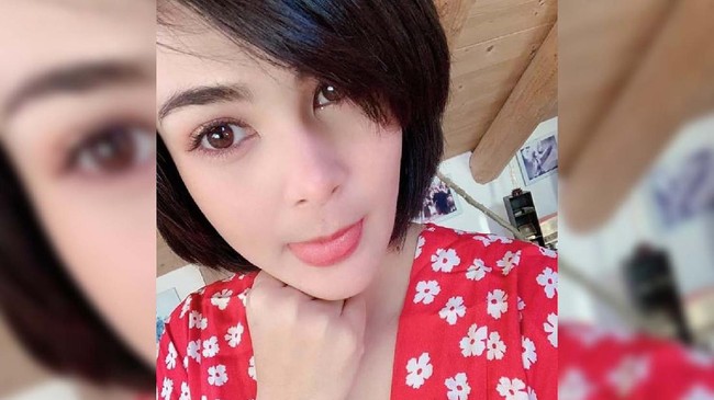 Aktris sekaligus mantan Ratu Kecantikan Remaja Thailand, Amelia "Amy" Jacobs (29), yang terbukti menjadi bandar narkoba divonis 33 tahun penjara.
