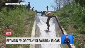 VIDEO: Bermain Plorotan di Saluran Irigasi