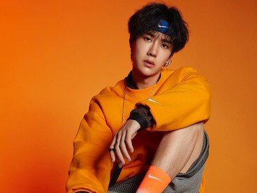 Penampilan Memukau Wang Yibo di Drama China 'My Strange Friend'