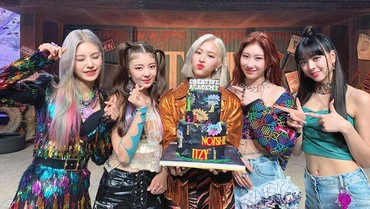 img-title Ini Harga Tiket Konser ITZY di Tennis Indoor Senayan