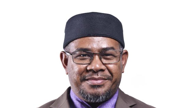 Denda Menteri Malaysia Langgar Karantina Minim, Warga Marah Warganet Malaysia menilai denda terhadap Menteri Industri Khairuddin Aman Razali yang melanggar aturan karantina Covid-19 terlampau kecil.