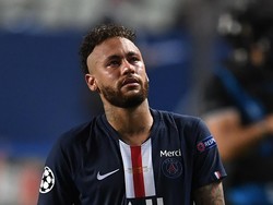 Riset Terbaru: Neymar Pesepakbola Paling Cengeng!