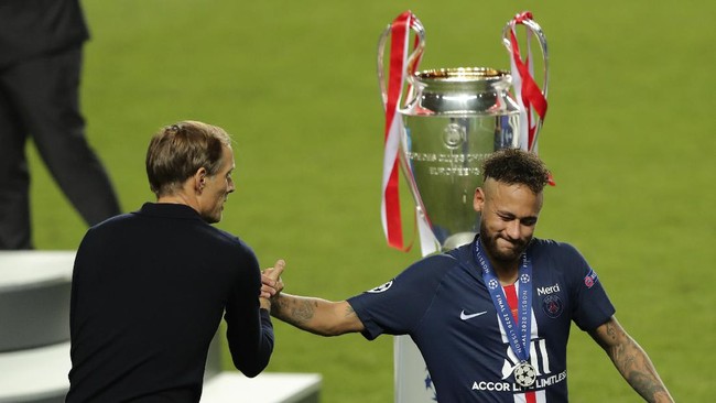 Sejumlah meme kocak tentang bintang Paris Saint-Germain, Neymar, muncul di media sosial usai gagal juara Liga Champions 2020.
