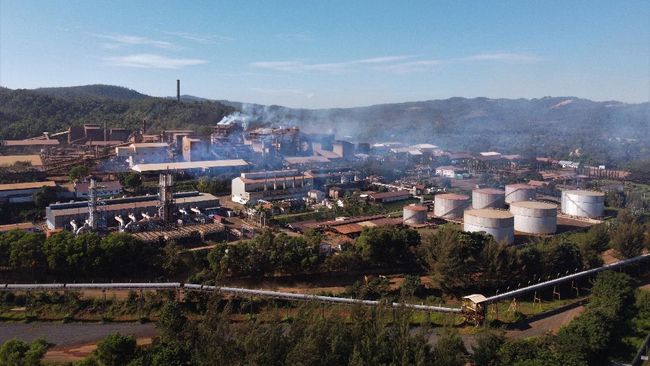 Industri Nikel Dibangun Hasil Belajar dari Kisah Freeport BKPM mengatakan industri nikel dari hulu hingga hilir menjadi baterai mobil listrik dibangun supaya `cerita` keruk emas Freeport tak berulang lagi.