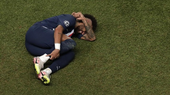 Berita menarik 24 jam terakhir mulai dari Inter Milan yang ikat Lautaro Martinez hingga Neymar dan Angel Di Maria positif corona.