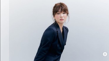 img-title Wajah Jadul Song Hye Kyo saat Lulus SMA yang Cantiknya Paripurna