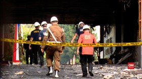 VIDEO: Tim Puslabfor dan Inafis Olah TKP Gedung Kejagung