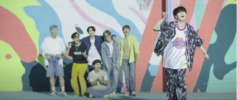 BTS