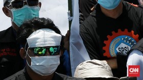 Satgas Covid Ingatkan Potensi Penularan Virus saat Unjuk Rasa