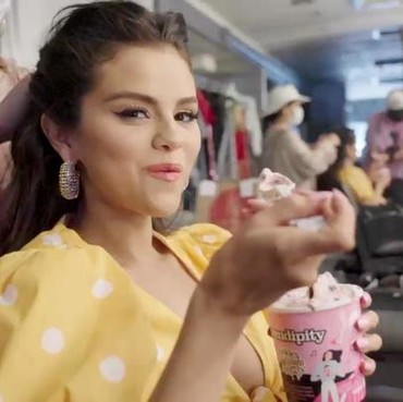 Kolab Bareng BLACKPINK, Selena Gomez Ciptakan Rasa Es Krim Baru