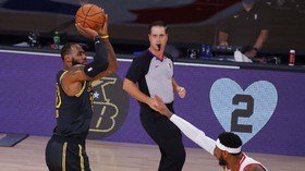 FOTO: Satu Kaki Lakers di Semifinal Wilayah NBA