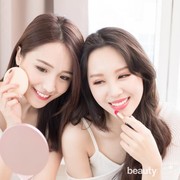 Begini Lho, Cara Re-apply Sunscreen yang Benar Tanpa Merusak Makeup