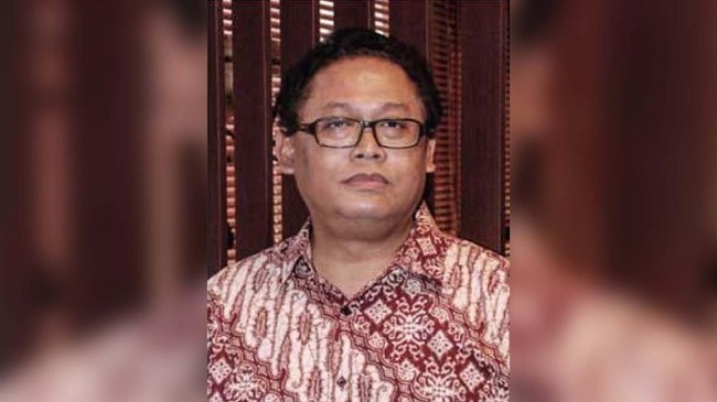 Ahli Epidemiologi Universitas Indonesia Pandu Riono kembali kritis lewat akun twitter ke rezim Jokowi soal Covid-19 setelah akunnya sempat dibajak.