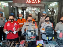 Berawal dari kasus Penipuan, Polisi Tahan 2 Pria Pemilik Pistol Ilegal