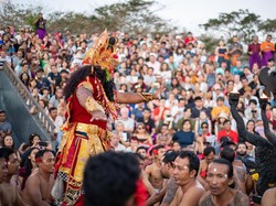 Bali Mulai Batasi Kunjungan Destinasi Wisata dan Pusat Keramaian