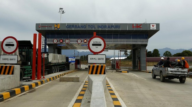 Ruas jalan Tol Sigli-Banda Aceh (Sibanceh) seksi 2 yang menghubungkan Seulimum-Jantho, Aceh Besar, Aceh resmi beroperasi dan masih gratis sampai 8 Mei 2022.
