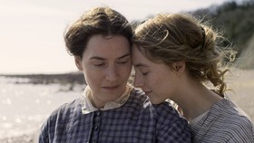 Kate Winslet Beber Adegan Seks saat Saoirse Ronan Ulang Tahun