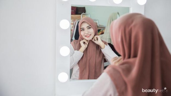 Meski Berhijab, Ini 5 Tips Rawat Rambut Kamu Jadi Makin Shiny!