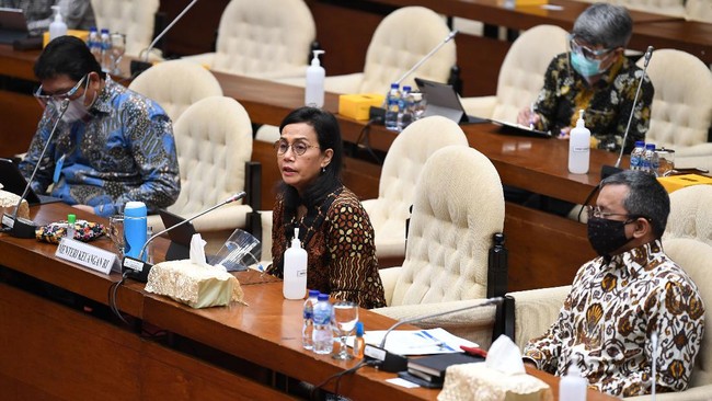 DPR menengarai pemerintah memiliki piutang yang belum tertagih mencapai Rp94,69 triliun berdasarkan LHP LKPP 2019.