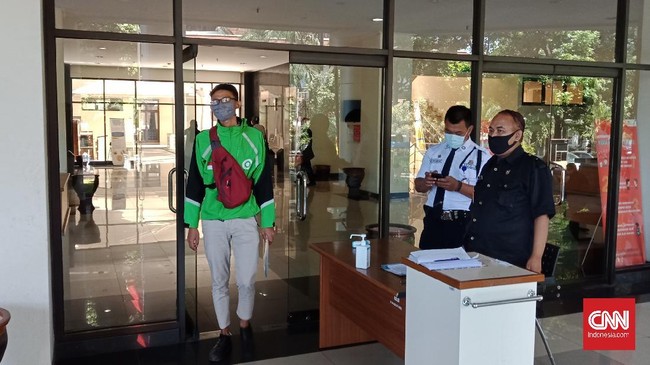 Sebanyak 21 relawan jalani penyuntikan kedua uji klinis fase III vaksin Covid-19 buatan perusahaan China, Sinovac di Bandung.