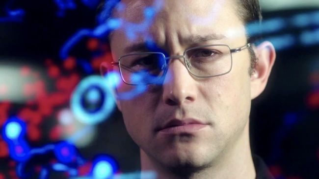 Alur cerita film bertema hacker selalu menarik dengan bumbu action serta misteri di dalamnya. Berikut daftar film tentang hacker yang seru.