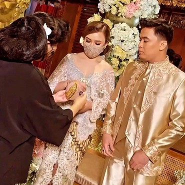 Pakai Baju Pengantin, Billy Syahputra Siap Nikahi Amanda Manopo?