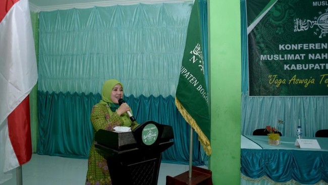 Wakil Ketua TP PKK Jabar Lina Marlina Ruzhan menghadiri Konferensi Cabang Pengurus Cabang Muslimat Nahdlatul Ulama (NU) Kabupaten Bogor pada Rabu (26/8).