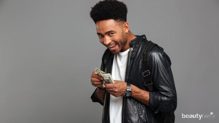 Punya Suami Pelit? Ini Cara Tepat Menghadapinya!