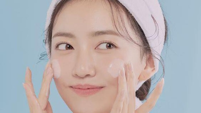 5 Produk Kecantikan Berbahan Susu Kambing Bikin Kulit Cerah dan Sehat!