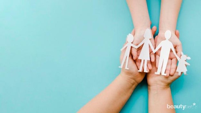 Waspada, Kebiasaan Jelek Orangtua Ini Ternyata Bisa Ditiru Anak, Lho!