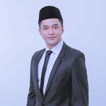 Adly Fairuz Ikut Pilkada Karawang, Netizen Ungkit 'Jodoh Wasiat Bapak'