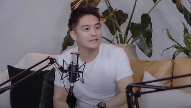 Boy William mengumumkan dirinya kembali positif Covid-19, setelah terakhir kali terinfeksi pada awal 2021.