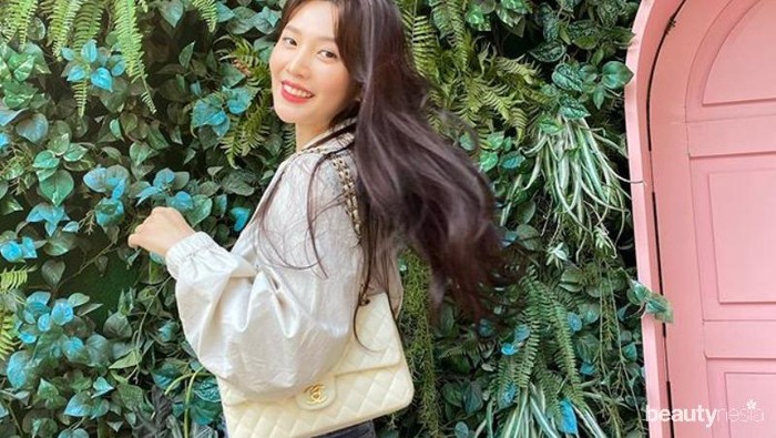 Butuh Inspirasi Gaya? 10 OOTD Joy Red Velvet Ini Wajib Kamu Coba