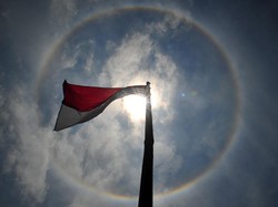 Miris! Bendera Merah Putih Lusuh-Sobek Masih Berkibar di Balkot Makassar