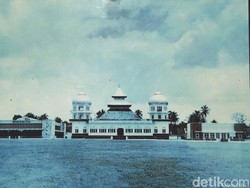 Masjid Agung Ciamis Pernah Luluh Lantak oleh Api, Ini Potret Era Lawas-Anyar