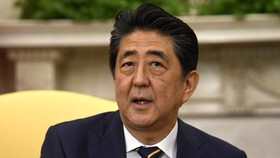 Shinzo Abe Mundur, Ekonom Ungkap Efek Kejut ke Ekonomi RI