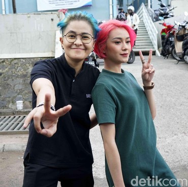 Kepergok Pakai Cincin Kawin, Dara The Virgin Udah Nikah?