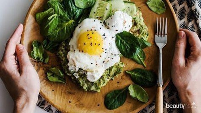 Bokek di Akhir Bulan? Masak Aja 5 Menu Anak Kos yang Murah Meriah!