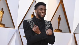 Oscar 2021 Kenang Chadwick Boseman Lewat Souvenir NFT