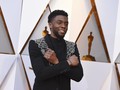 Keluarga dan Seleb Hadiri Upacara Pelepasan Chadwick Boseman