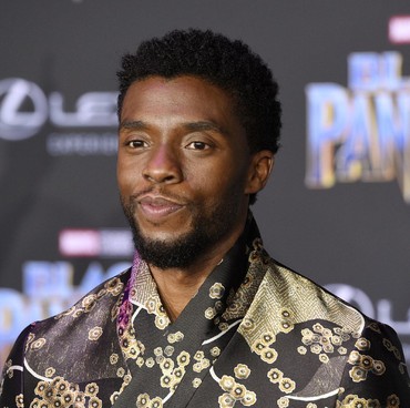 Mural Chadwick Boseman Diresmikan di Disneyland