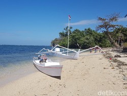 Keren Abis! View Pantai Labuang