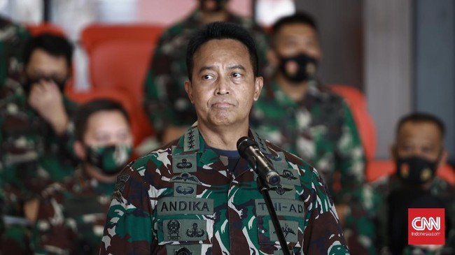 Presiden Jokowi memilih KSAD Andika Perkasa sebagai calon tunggal Panglima TNI yang diajukan ke DPR.