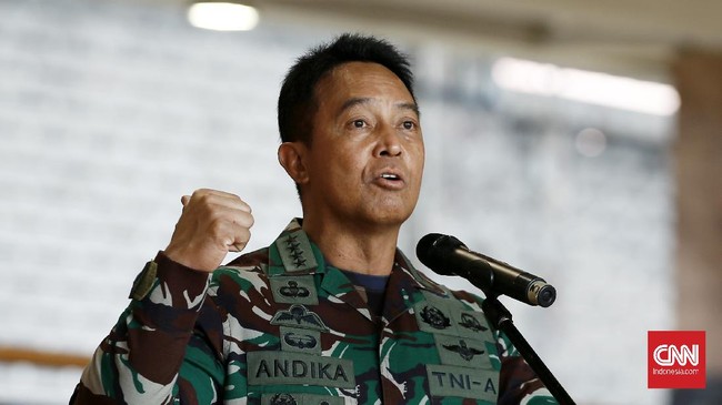Presiden Jokowi telah resmi memilih Andika Perkasa sebagai calon Panglima TNI menggantikan Hadi Tjahjanto. Posisi KSAD sepeninggal Andika jadi sorotan.